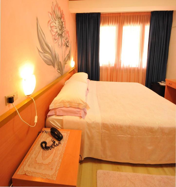Hotel Manuela Cinquale Room photo